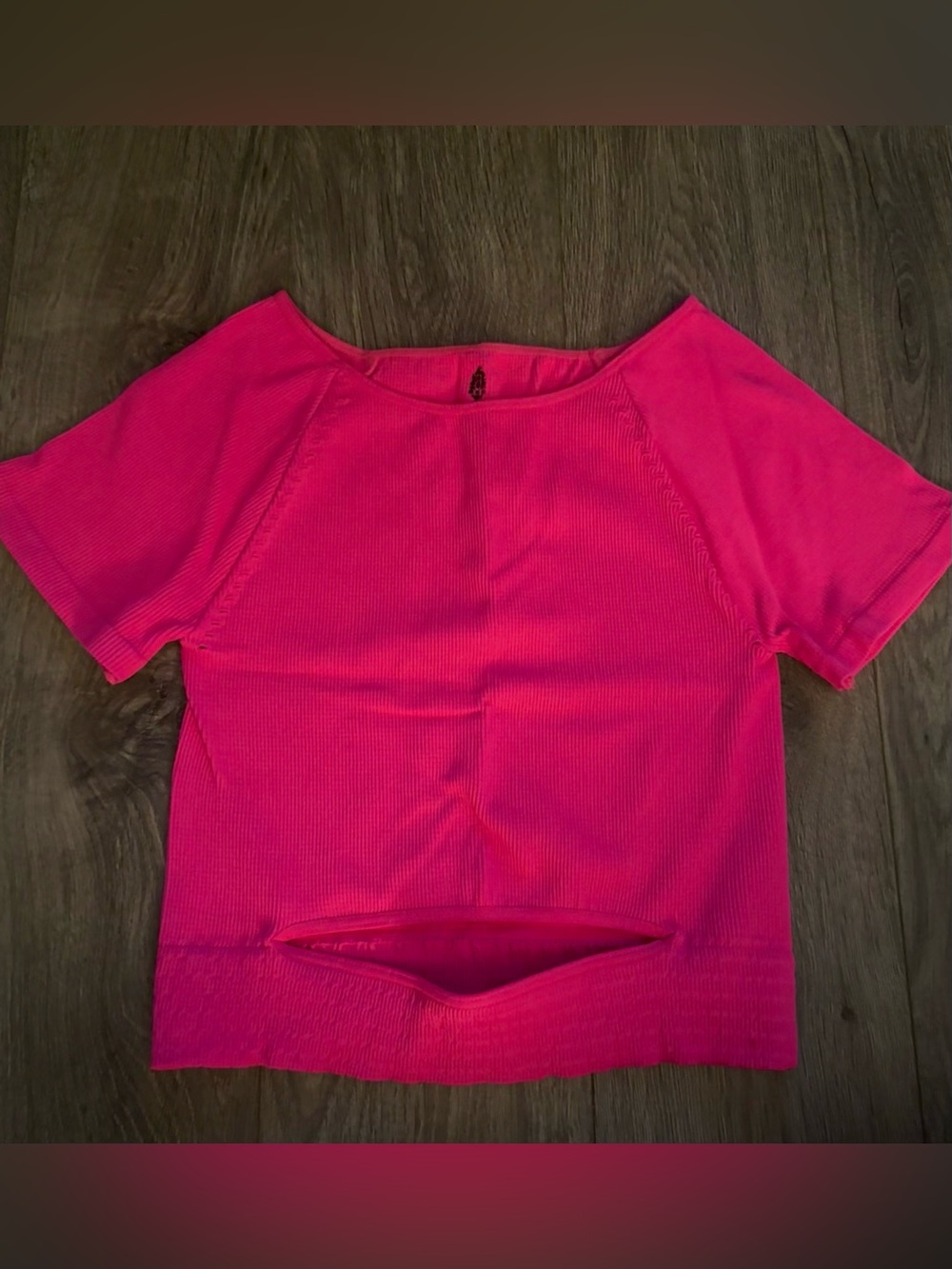 Free People Ribbed Cutout Cropped Athletic top size M/L NWOT